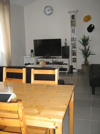  Appartement à louer 2 pièces 42 m²