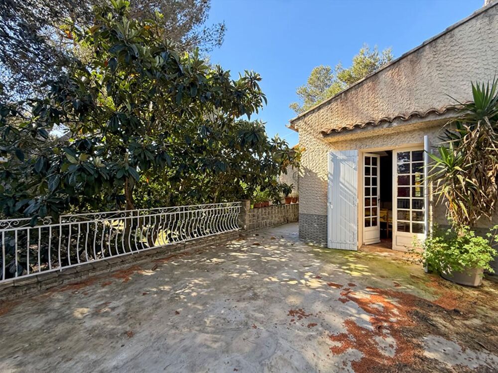 À vendre propriété à Carpentras avec piscine et gîtes