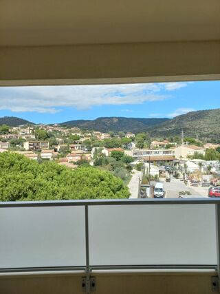  Appartement � louer 2 pi�ces 40 m� Le lavandou