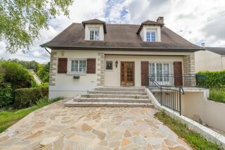 Vente Propriété/Château Maison Familiale de 6 pièces 140 m² et jardin de 1000 m2 ! Combs la ville