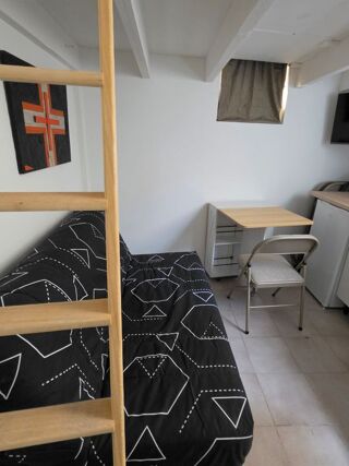  Appartement à louer 1 pièce 17 m²