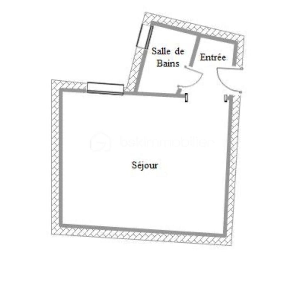 Vente Appartement PARIS 18? – Studio au calme sur cour au 6ième et dernier étage avec potentiel d'agrandissement Paris 18