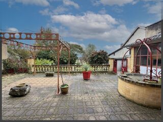  Maison  vendre 13 pices 324 m