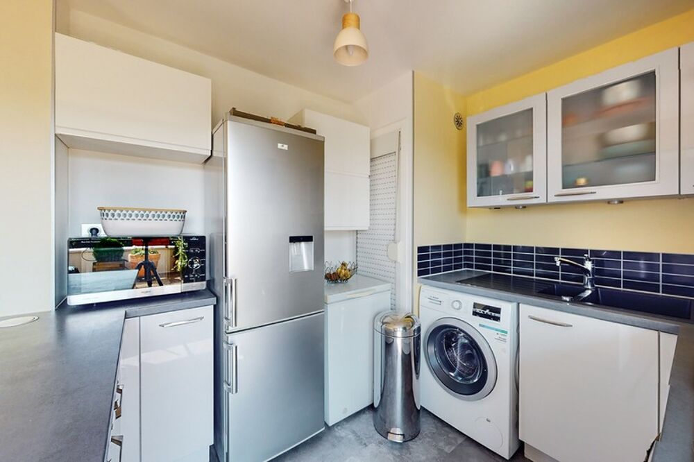 Vente Appartement Appartement à vendre 4 pièces  (78) - Terrasse 80 m² - place de parking - Mantes la jolie