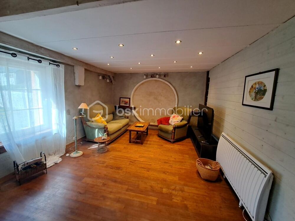 ? Maison à vendre près de Dinan  Rénovée, jardin, terrasse et caravane aménagée