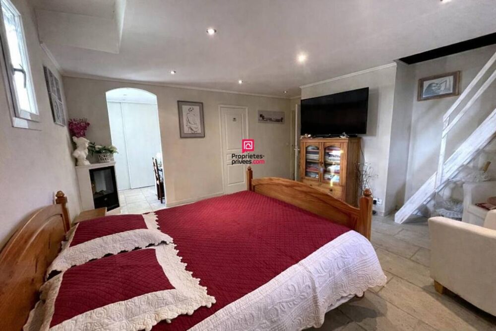 � vendre  Maison Tourrettes (83440)