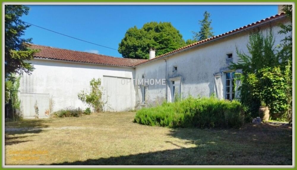 ensemble de 2 maisons en pierre + grand terrain