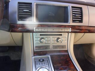 XF 2.7 V6D BI-TURBO 207CV LUXE 2008 occasion 13510 &Eacute;guilles