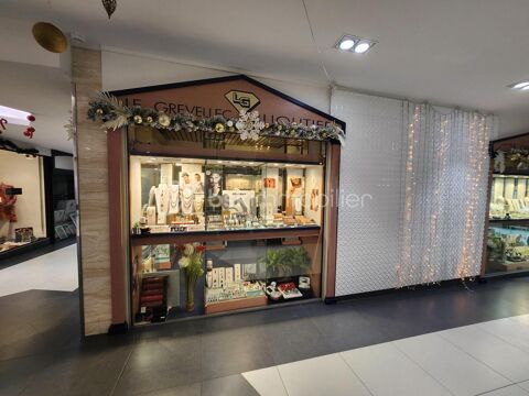   VENTE Murs commerciaux d'un local de 30 M2 et FDC  au centre d'AURAY 