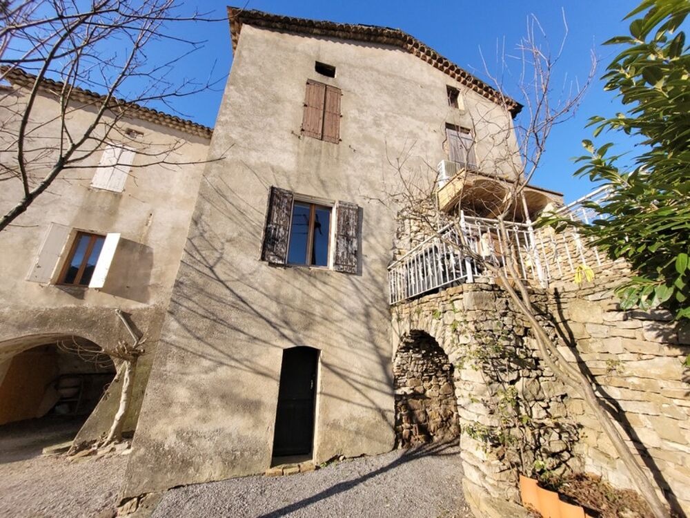 Dpt Gard (30), à vendre SAINT FLORENT SUR AUZONNET idéal investisseur immeuble de rapport à rénover 220 m² environ et terrain