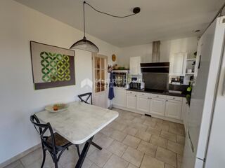 Vente Villa Très belle villa de 136 m2 habitables et annexes sur un terr Ledignan