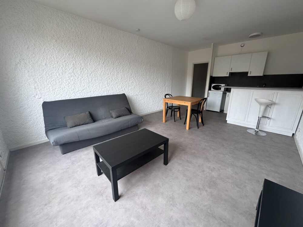 Vente Appartement ROANNE - STUDIO 33 m2 - 4e étage avec ASCENSEUR - CENTRE VILLE Roanne