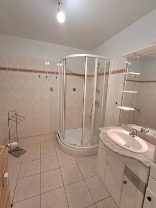  Appartement � vendre 4 pi�ces 77 m�