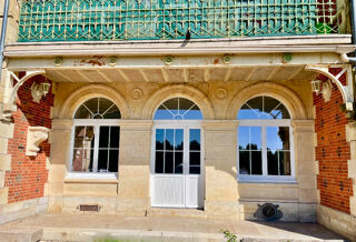  Immeuble à vendre 15 + pièces 700 m²