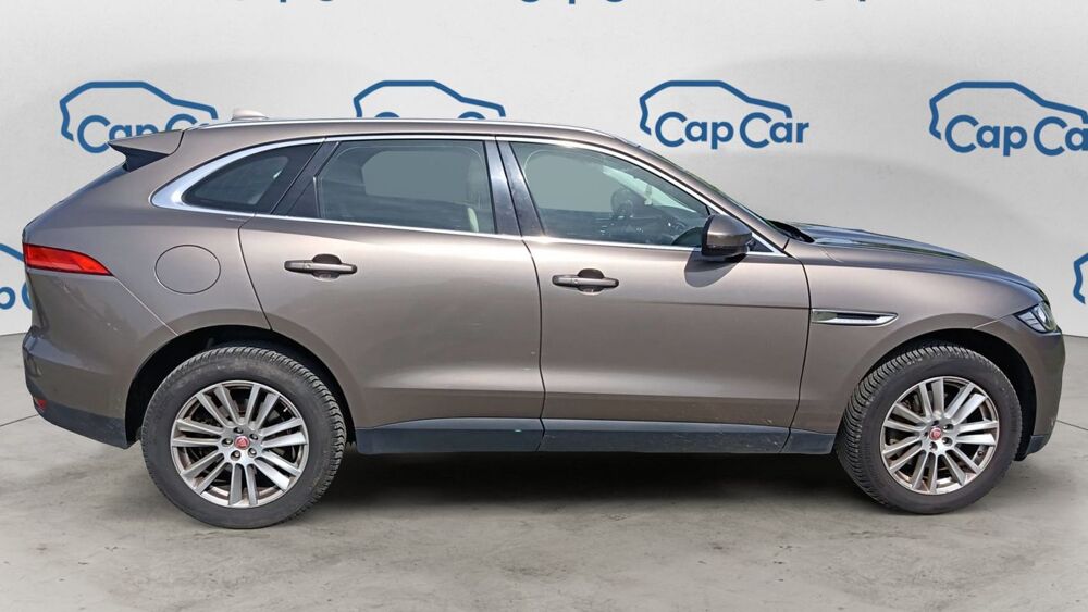 F-PACE 3.0 d 300 AWD BVA8 Portfolio - Automatique 2016 occasion 49000 Angers
