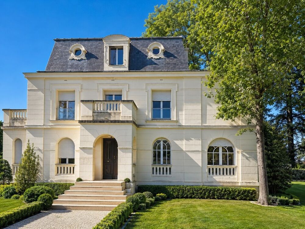 Dpt Hauts de Seine (92), à vendre VAUCRESSON maison P10 - Terrain de 1 330,00 m²