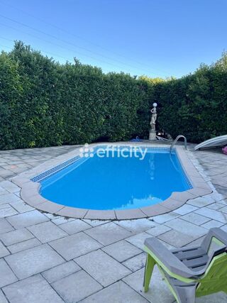  Maison � vendre 7 pi�ces 203 m�