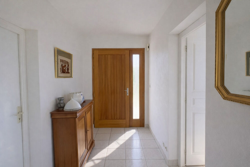 Sainte Marine (29) - Maison T5 de 130 m² habitable - Garage - Parking - Terrain de 1448 m² proche mer et commodités