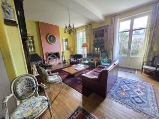  Maison  vendre 11 pices 284 m