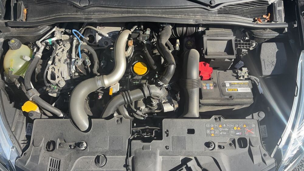 Clio RS 1.6 Turbo 220 EDC6 Trophy - Automatique 2018 occasion 08320 Aubrives