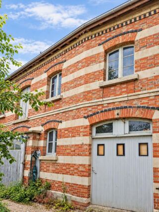  Immeuble à vendre 130 m² Chalons en champagne