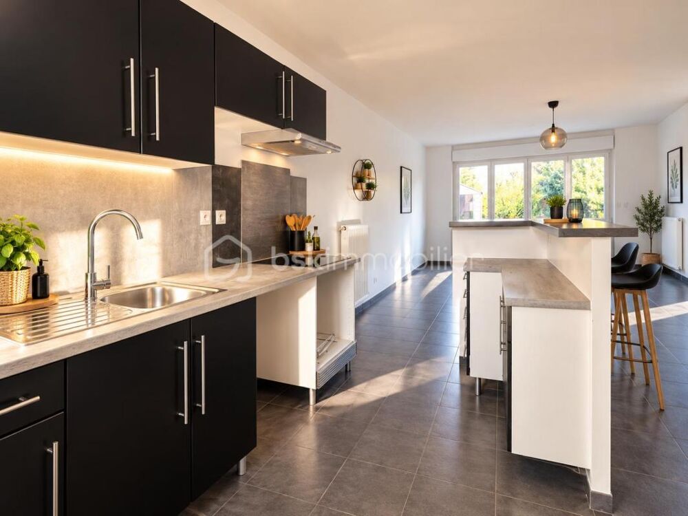 Vente Maison FLEURY-LES-AUBRAIS – Maison récente 2016 – 86,59 m² – 3 chambres – Jardin & 2 places de parking Fleury les aubrais
