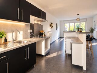 Vente Maison FLEURY-LES-AUBRAIS – Maison récente 2016 – 86,59 m² – 3 chambres – Jardin & 2 places de parking Fleury les aubrais