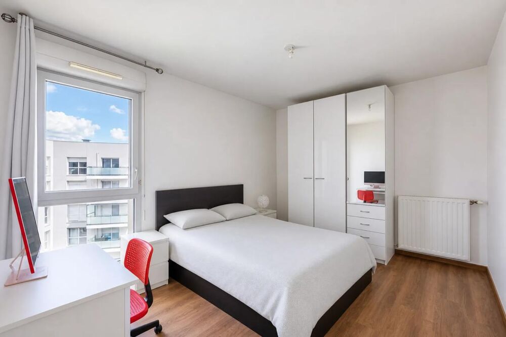 Appartement 4 pièces de 77 m² loué, Bron