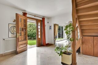  Maison � vendre 9 pi�ces 235 m�