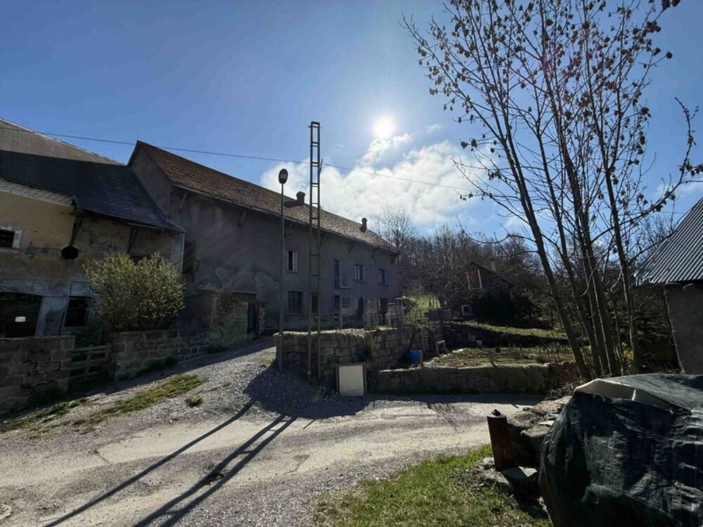 Corps de ferme, granges, jardin à vendre 8 pièces SAINT MICHEL DE CHAILLOL (05)