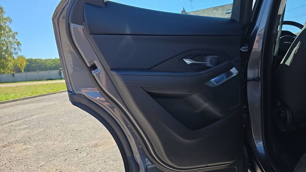 E-PACE 2.0 D - 150 ch 2WD Business 5 places 2018 occasion 02200 Soissons