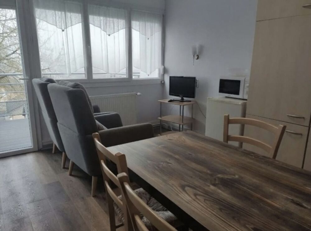 Vente Immeuble Dpt Vosges (88), BAINS-LES-BAINS - Immeuble 9 appartements T2 avec balcon / Terrain de 1000 m² environ Bains les bains