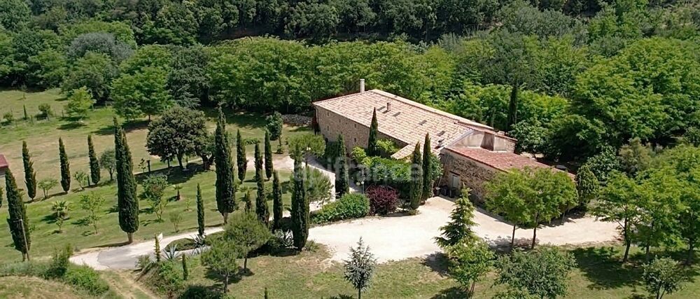 Entre Uzès et La Roque-sur-Cèze, Éden Provençal : Mas du XVIIIe & Son Domaine Privé sur 3,3 hectares