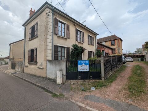 Dpt Saône et Loire (71), à vendre MARCIGNY maison de ville 4 chambres 108000 Marcigny (71110)
