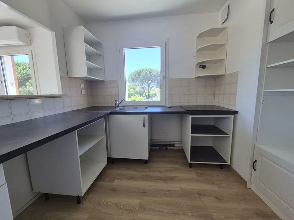 Vente Appartement CASTANET TOLOSAN - APPARTEMENT T4 - HYPERCENTRE - DERNIER ETAGE - VUE DEGAGEE SANS VIS-A-VIS - EXPOSITION SUD - CAVE + BOX Castanet tolosan
