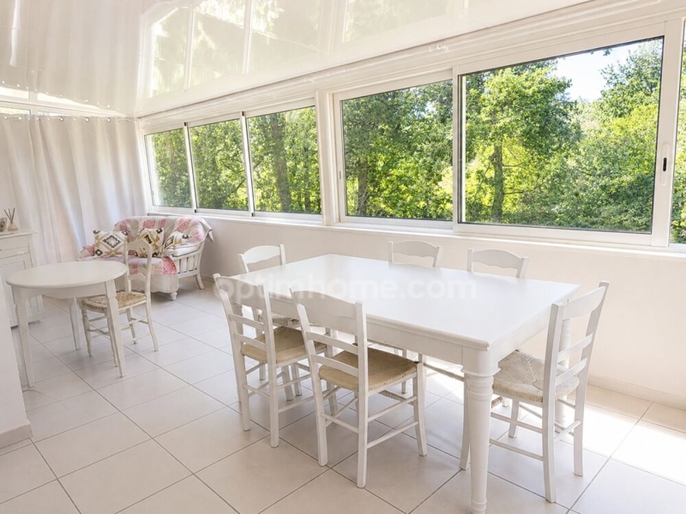 Maison 8 pièces, terrain 9000 m²