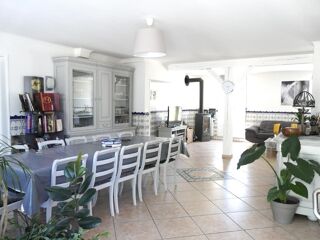  Maison à vendre 12 pièces 311 m²