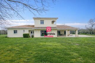  Maison � vendre 8 pi�ces 221 m�