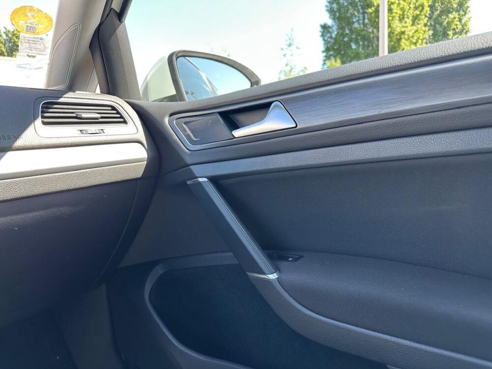 Golf VII (2) 2.0 TDI 150 BLUEMOTION TECHNOLOGY CONFORTLINE BUSINE 2017 occasion 78240 Chambourcy