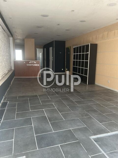    Louer - Local Commercial avec Logement et Cour  Carvin - 170 m au total 