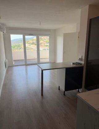  Appartement à louer 2 pièces 42 m²
