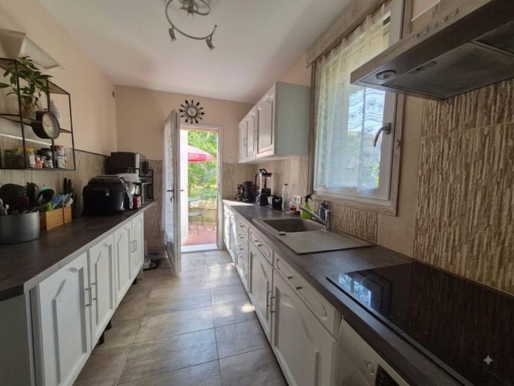 Vente Maison Maison plain pied LISSAC (09700) - T5 - jardin - garage - VENTE INTERACTIVE Lissac