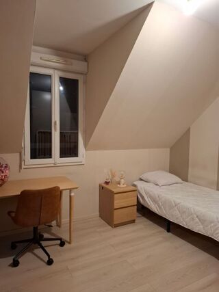  Appartement à louer 2 pièces 25 m²