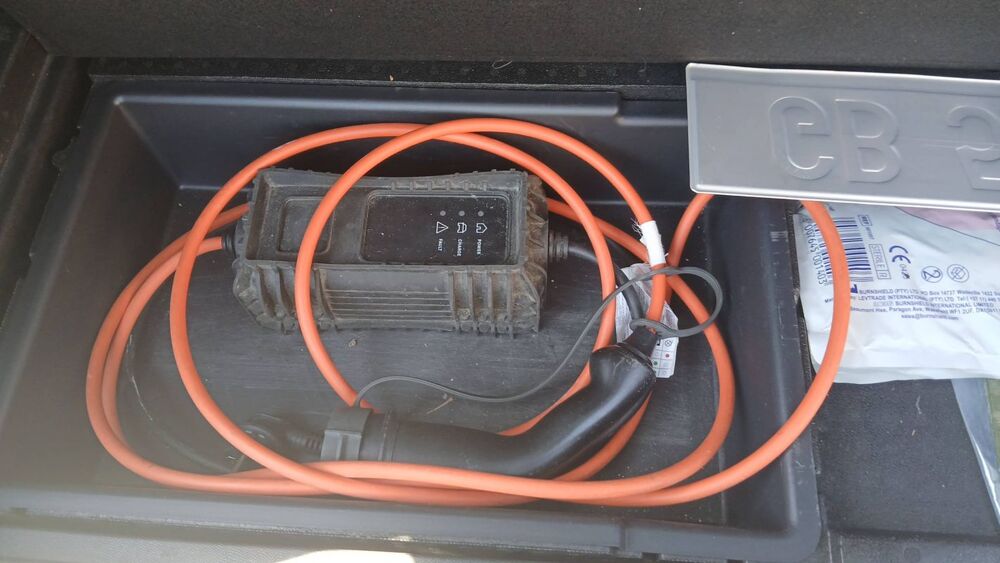 C5 aircross 1.6 THP PureTech 224 Plug in Hybrid e-EAT8 Shine - Entretien 2021 occasion 83000 Toulon