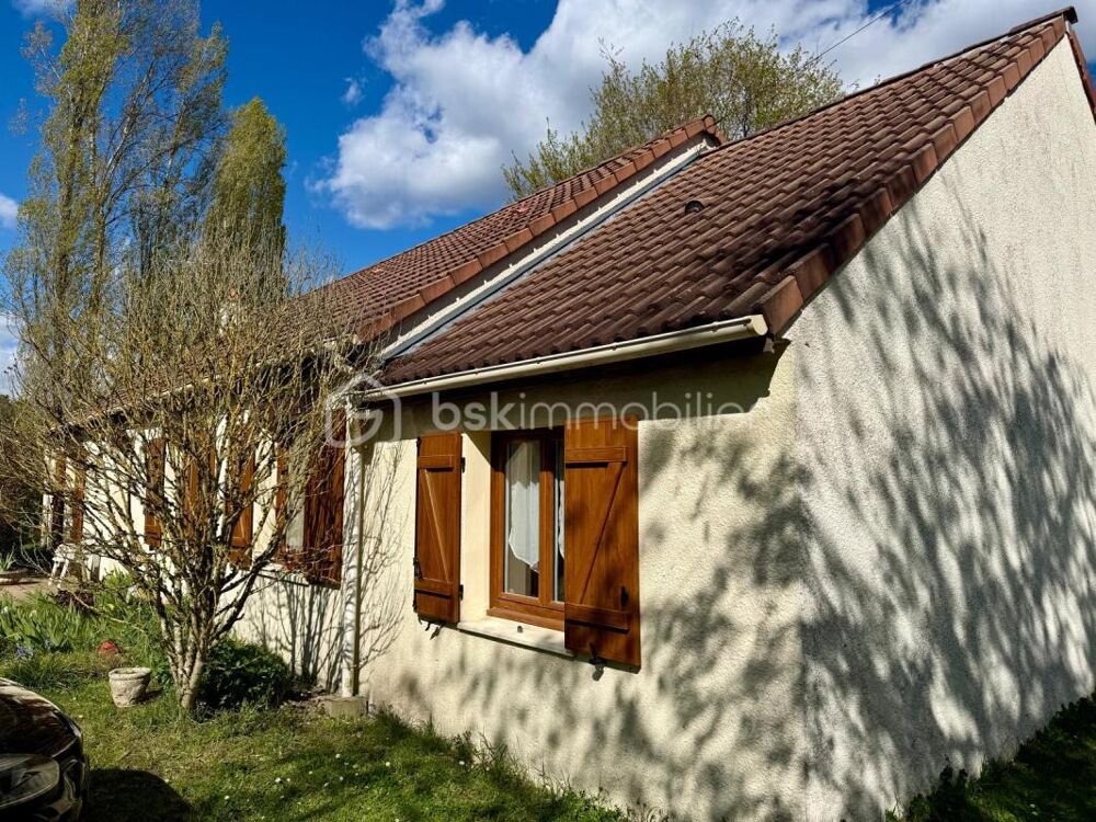 Pavillon familial de plain-pied 123 m², 4 chambres, terrain clos et arboré