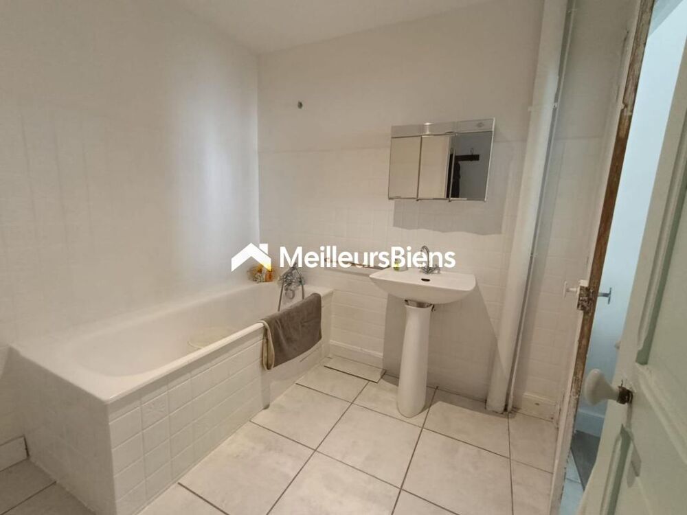 Magnifique maison de ville avec chambre au RDC