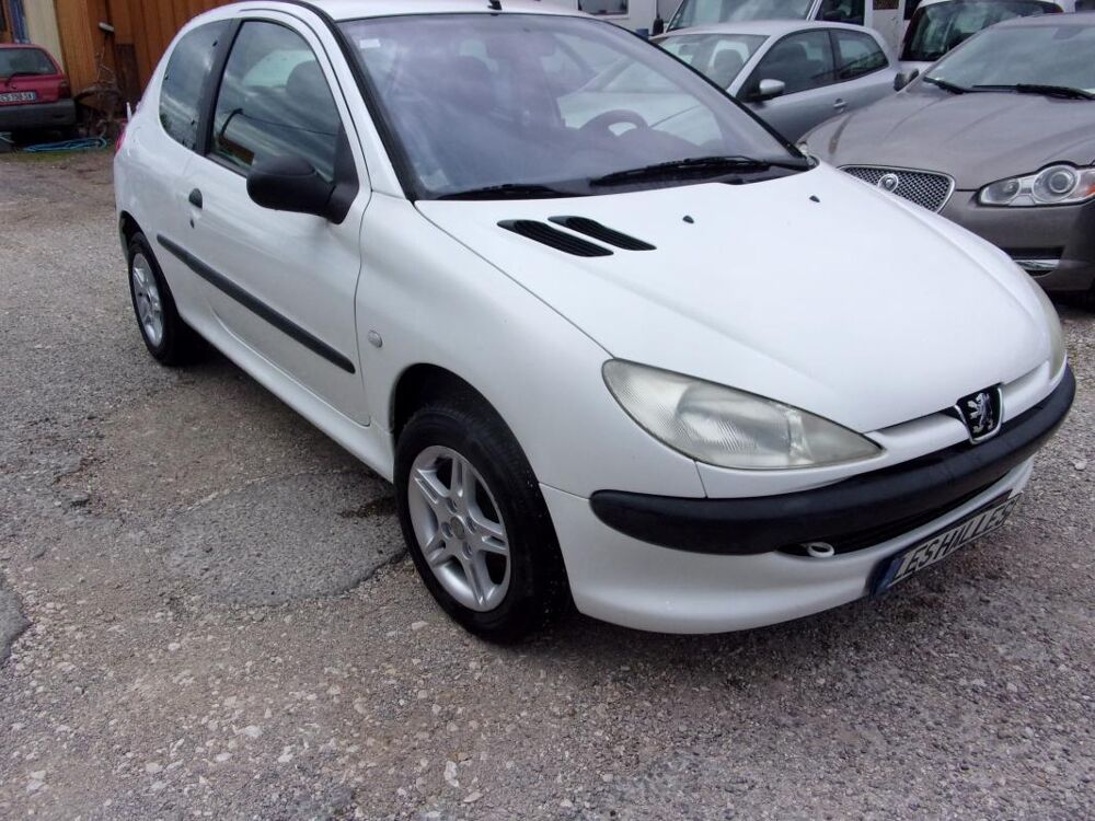 206 1,4 HDI XLINE 2003 occasion 13510 &Eacute;guilles