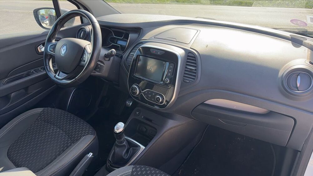 Captur 1.2 TCe 118 Intens 2018 occasion 76230 Isneauville