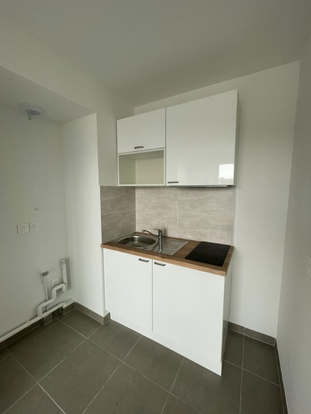 Location Appartement T2 avec terrasse et parking à La Seyne Sur Mer La seyne sur mer