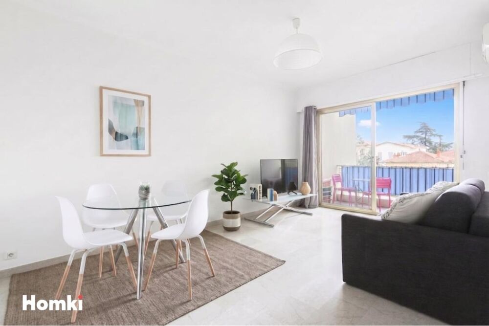 Appartement T2 de 68 m² à Nice 06000, Rue Gabriel Hanotaux